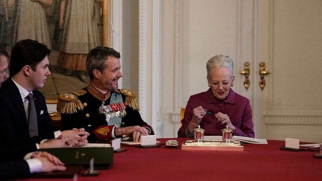 Frederik al X-lea devine noul rege al Danemarcei după abdicarea reginei Margrethe a II-a