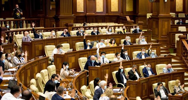 Parlamentul se va convoca joi în ședință plenară
