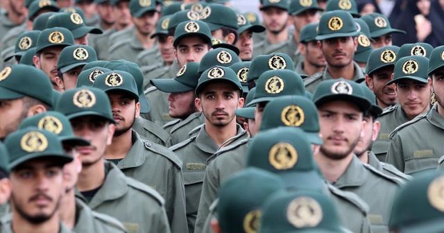 Spojené státy přidaly na seznam zahraničních teroristických organizací íránské revoluční gardy