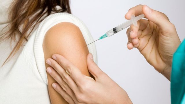 Vaccinarea gratuită împotriva HPV începe din ianuarie 2020