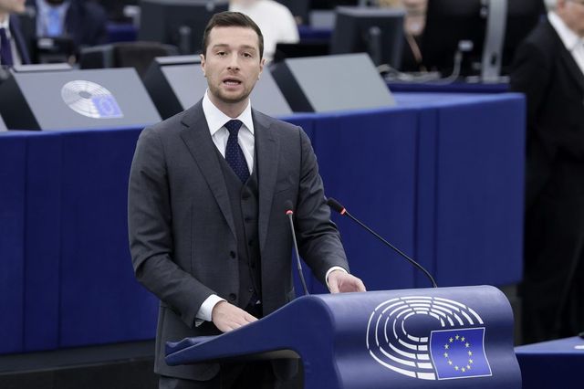 Házkutatást tartott a Nemzeti Tömörülés párizsi irodáiban a francia rendőrség