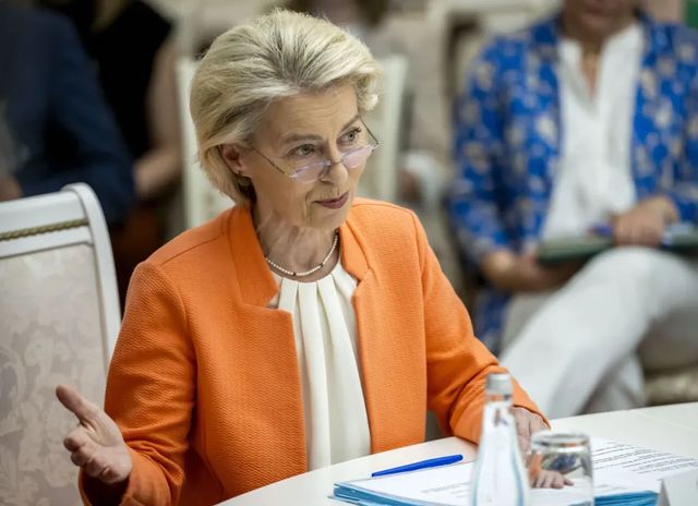 Von der Leyen y Trump hablan por teléfono a 48 horas de que venza la tregua arancelaria