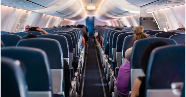 Un avion cu 170 de pasageri care zbura spre Antalya, întors la sol în Sibiu din cauza unei defecțiuni