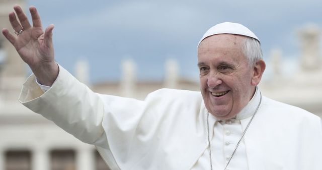 Pentru Papa Francisc, interzicerea avortului ține de uman, nu de religios