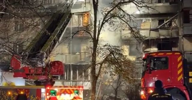 Po ruském útoku na Kyjev jsou tři mrtví, celkem 29 lidí bylo zraněno