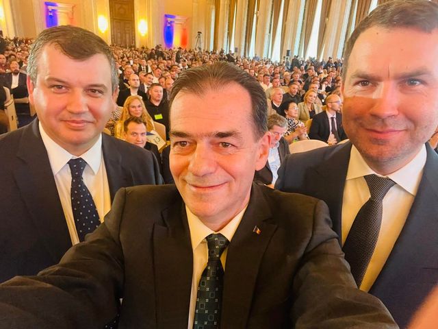Colegiul național al Partidului Mișcarea Populară a votat pentru crearea unei alianțe politice cu USR și Forța Dreptei