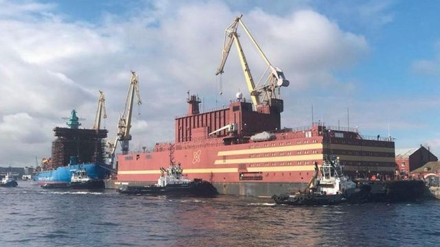 Russia to launch floating nuclear reactor in Arctic despite warnings