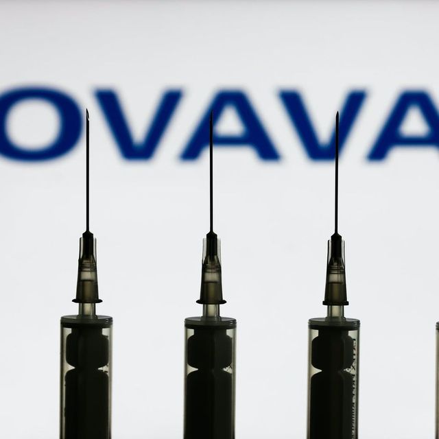Polonia va produce vaccinul anti-COVID-19 de la Novavax