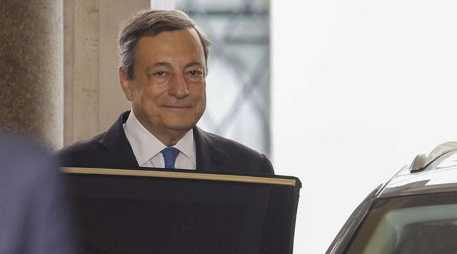 Draghi, evitare ambiguità, autocrazie sfruttano esitazioni