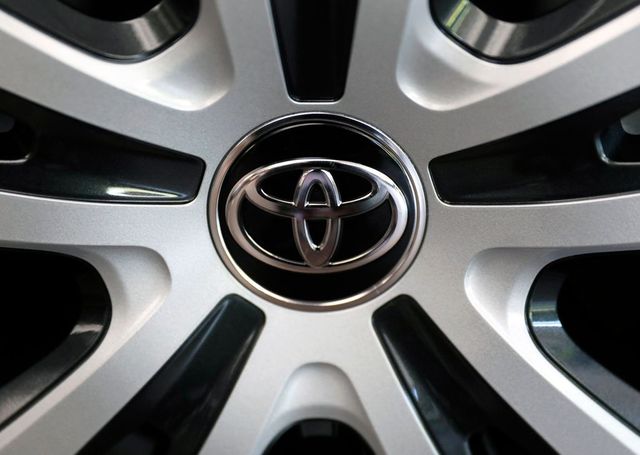 20 autót ajánlott fel a Toyota hazai importőre a koronavírus elleni védekezéshez