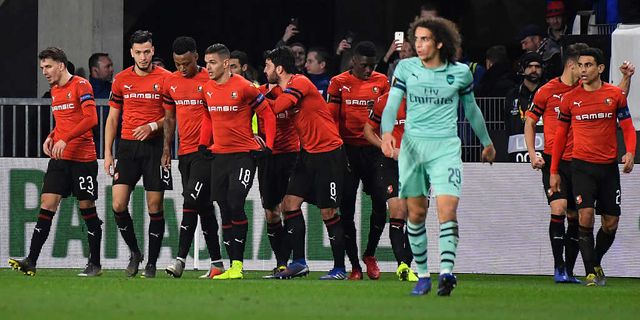 Rennes Fight Back to Stun 10-man Arsenal in Europa League