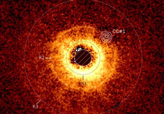 El telescopio espacial James Webb logra la primera imagen directa de un exoplaneta