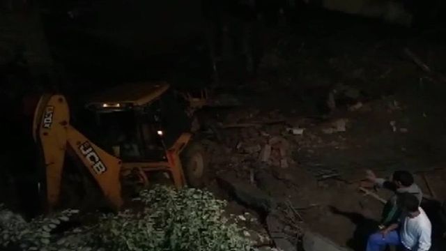 Four-storey building collapses in Gurugram, over 5 feared trapped