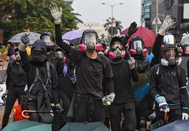 Dalle proteste al caos, cinque mesi di scontri a Hong Kong