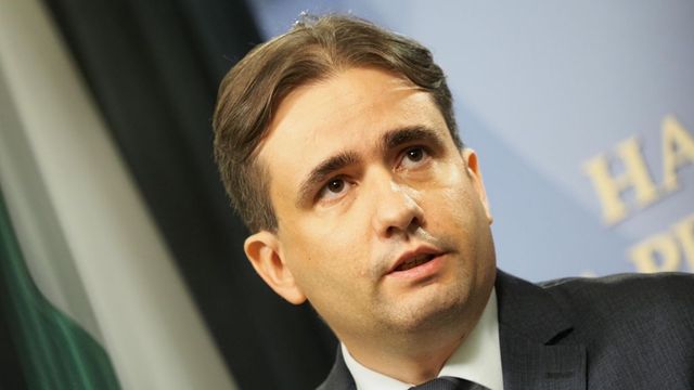 ″Продължаваме промяната - Демократична България” се събра на коалиционен съвет