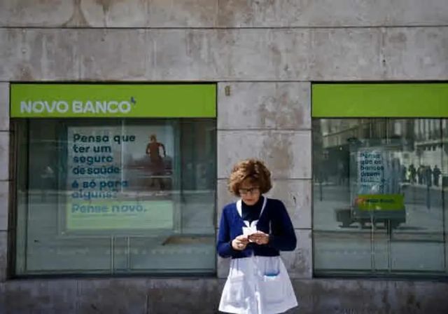 El banco francés BPCE se impone a CaixaBank y se hace con Novo Banco