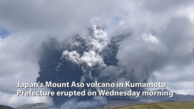 Kitört Japán legnagyobb működő vulkánja