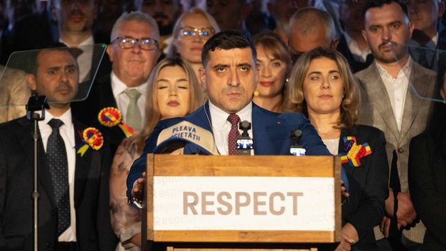 George Simion bejelentette, hogy megtámadja a román elnökválasztás eredményét