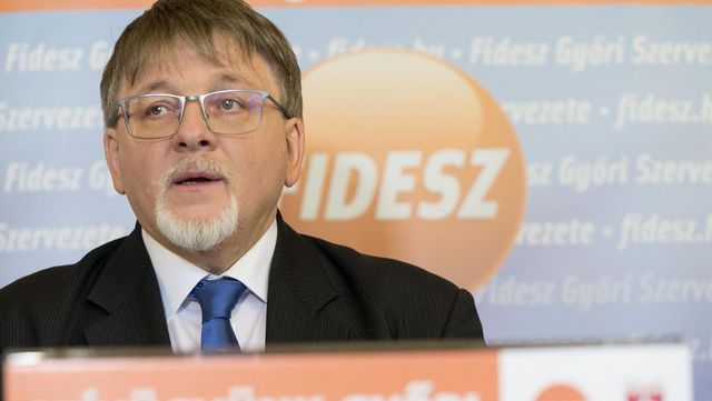 Baloldali politikusok is a Fidesz győri polgármesterjelöltje mögött