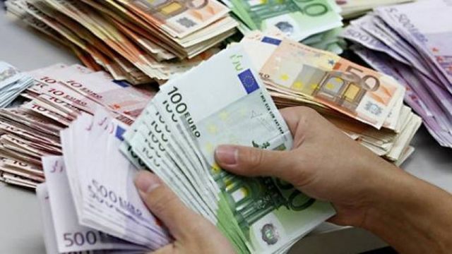 Curs valutar 25 iunie 2019. Euro, a treia zi de scădere