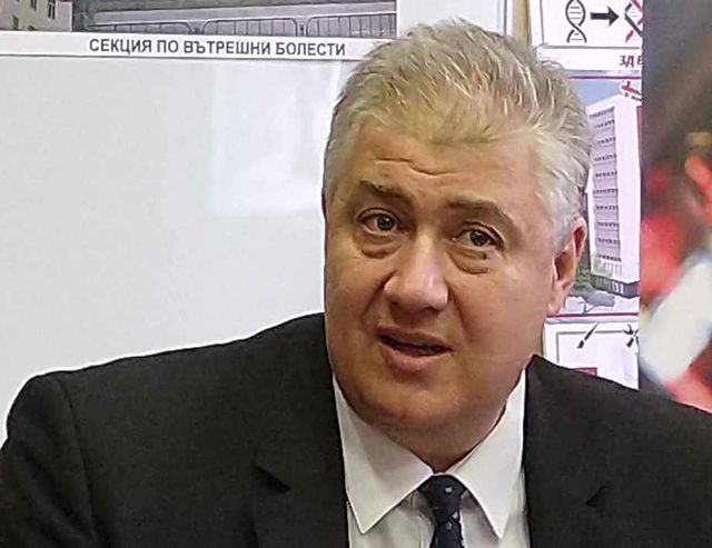 Проф. Асен Балтов: Първите пациенти бъркаха коронавирус с грип, раликата е огромна