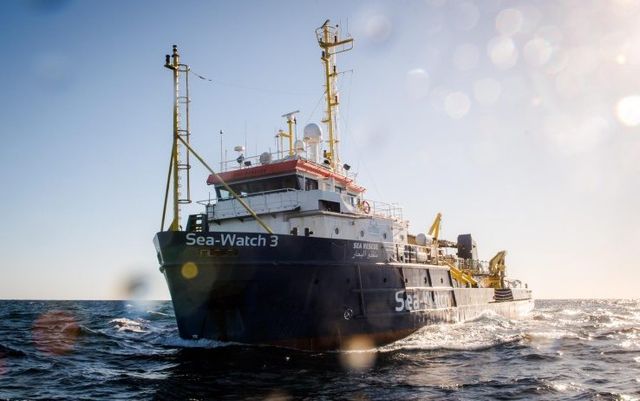 La nave Sea Watch 3 ha soccorso 52 migranti al largo della Libia