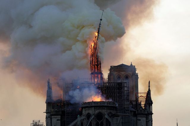 Rövidzárlat okozhatta a tüzet a Notre-Dame-ban