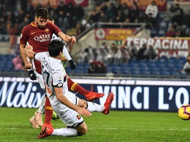 Roma-Genoa 3-2: tripla rimonta grintosa con Fazio, Kluivert e Cristante