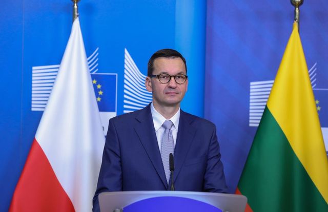 Elhagyhatta a karantént a lengyel miniszterelnök