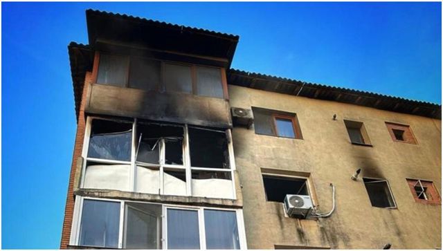 Incendiu într-un apartament din Târgoviște. Locatarii au fost evacuați