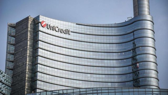 Unicredit, fusione in Romania con Alpha Bank e partnership commerciale in Grecia