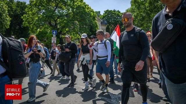 Liderul opoziției ungare, marș de la Budapesta la București împotriva apropierii lui Viktor Orban de George Simion