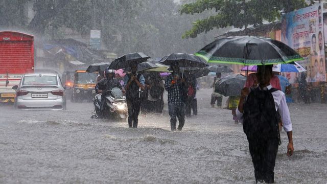Heavy rain forecast in many districts from Tuesday