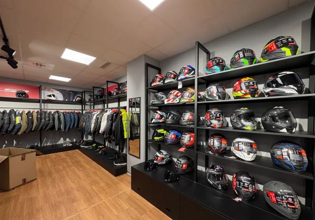 LS2, la marca de equipamiento motorista con «pasaporte» español, devela su nueva colección