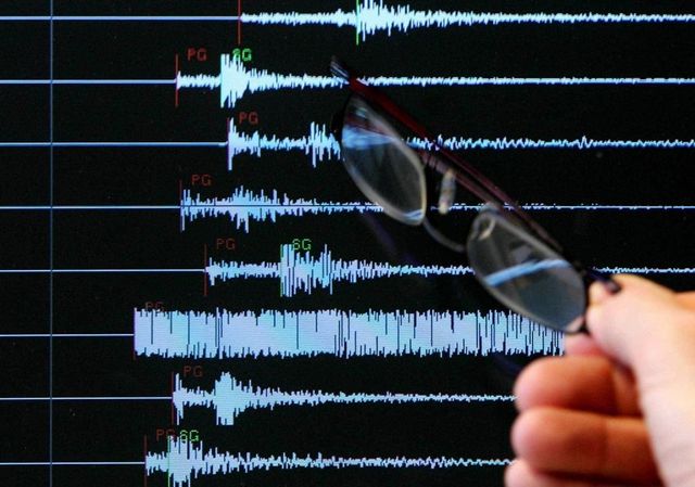 Terremoto, in Indonesia sisma magnitudo 7.7