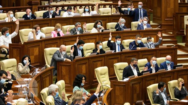 Revenirea TRM sub control parlamentar, votată în primă lectură