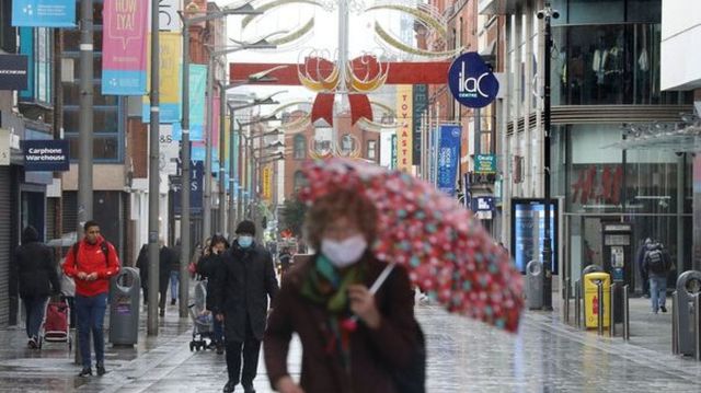 Irlanda anunță planurile pentru ieșirea din carantină și de Crăciun