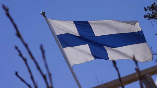Финландия отваря границите си за 17 европейски страни, не и за България