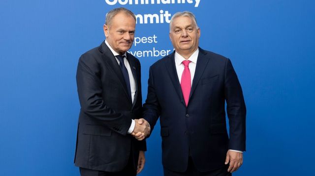 Orbán Viktor: Donald Tusk utál engem