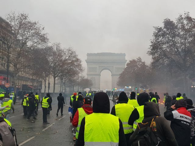 Noi proteste ale mișcării „Vestele galbene” în Franța. Violențe Toulouse și Nantes