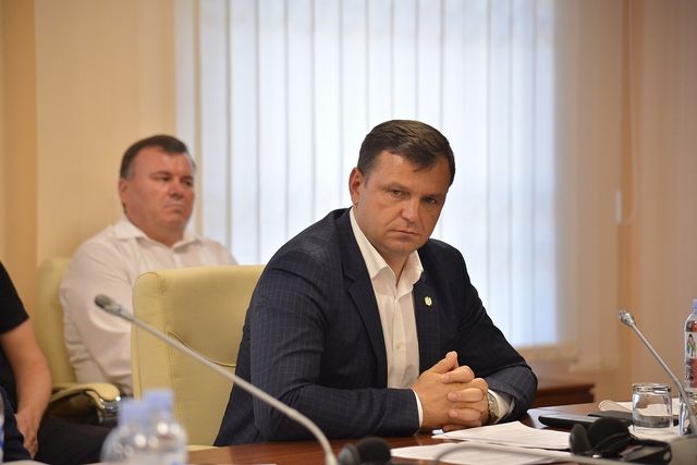 Andrei Năstase a semnat un denunț: Cere tragerea la răspundere a judecătorilor CC și ridicarea imunității parlamentare a lui Plahotniuc