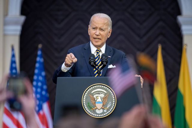 Biden limitează investițiile americane în tehnologie în China