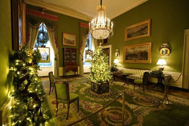 Melania Trump Unveils White House Christmas Decor On ‘America The Beautiful’ Theme