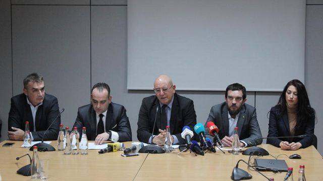 Ревизоро нареди "Бобов дол" да не гори отпадъци