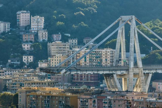 Crollo Ponte Morandi, Mattarella: 43 vite spezzate, ferita indelebile per Genova