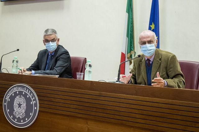 Covid, Brusaferro: in Italia situazione controllo pandemia, ma prudenza