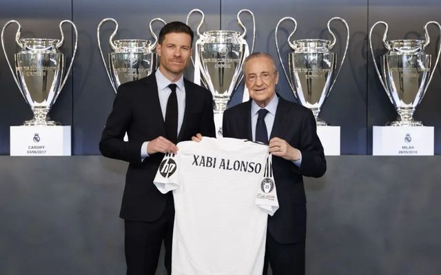 Xabi Alonso examina su poder de convicción en el envenenado Mundial de Clubes