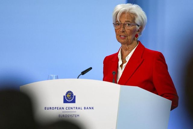 Lagarde, è l'ora dell'euro globale, ma serve azione decisa