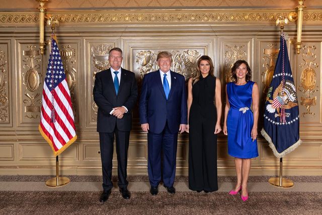 Klaus și Carmen Iohannis, fotografie cu Donald și Melania Trump