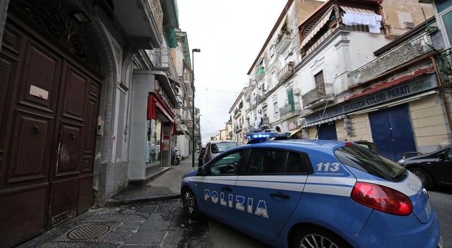 Due minori accoltellati a Napoli, uno è in prognosi riservata